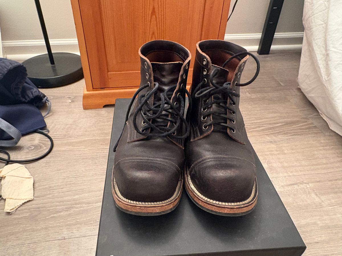 Photo by BootChemist on January 6, 2026 of the Viberg Service Boot in Horween Black Waxed Flesh.