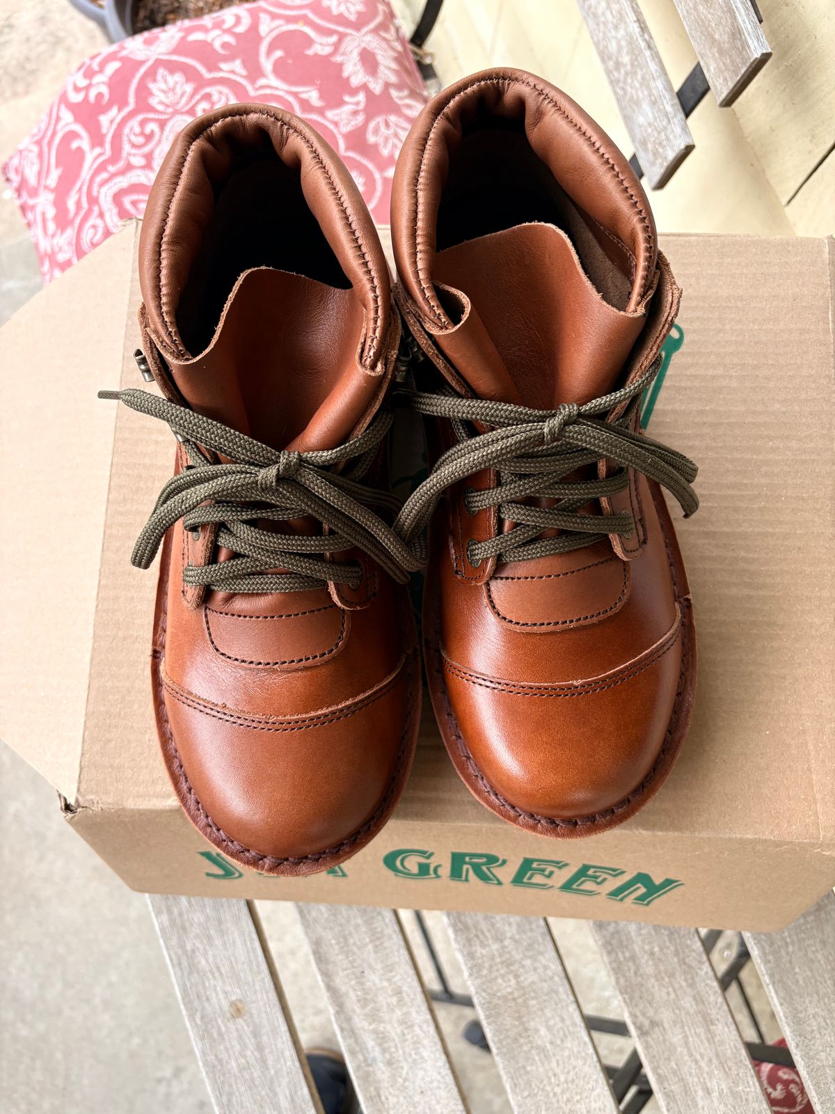 Photo by scottyp93 on October 1, 2025 of the Jim Green African Ranger in Natural Veg Tan.