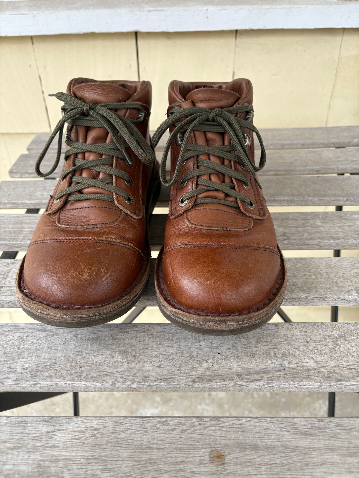 Photo by scottyp93 on December 5, 2025 of the Jim Green African Ranger in Natural Veg Tan.