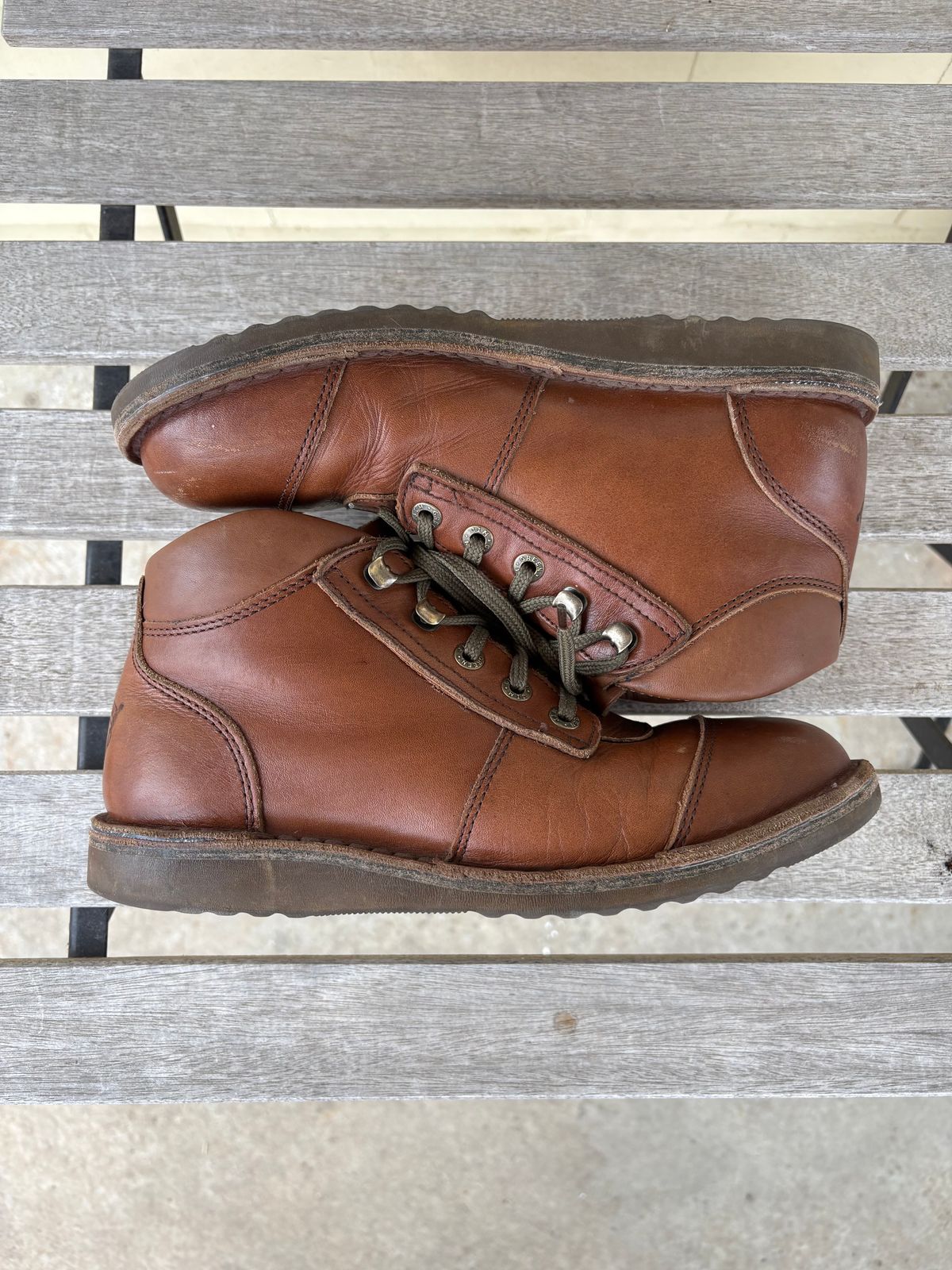 Photo by scottyp93 on December 5, 2025 of the Jim Green African Ranger in Natural Veg Tan.