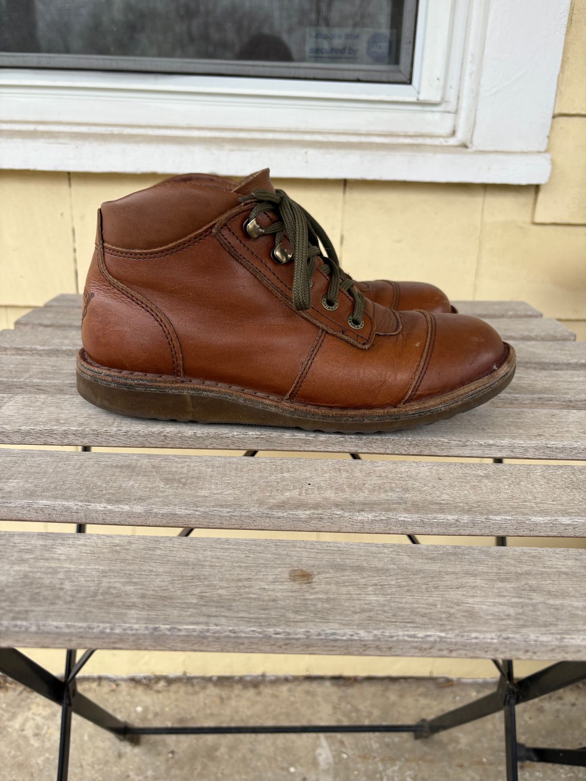 Photo by scottyp93 on December 5, 2025 of the Jim Green African Ranger in Natural Veg Tan.