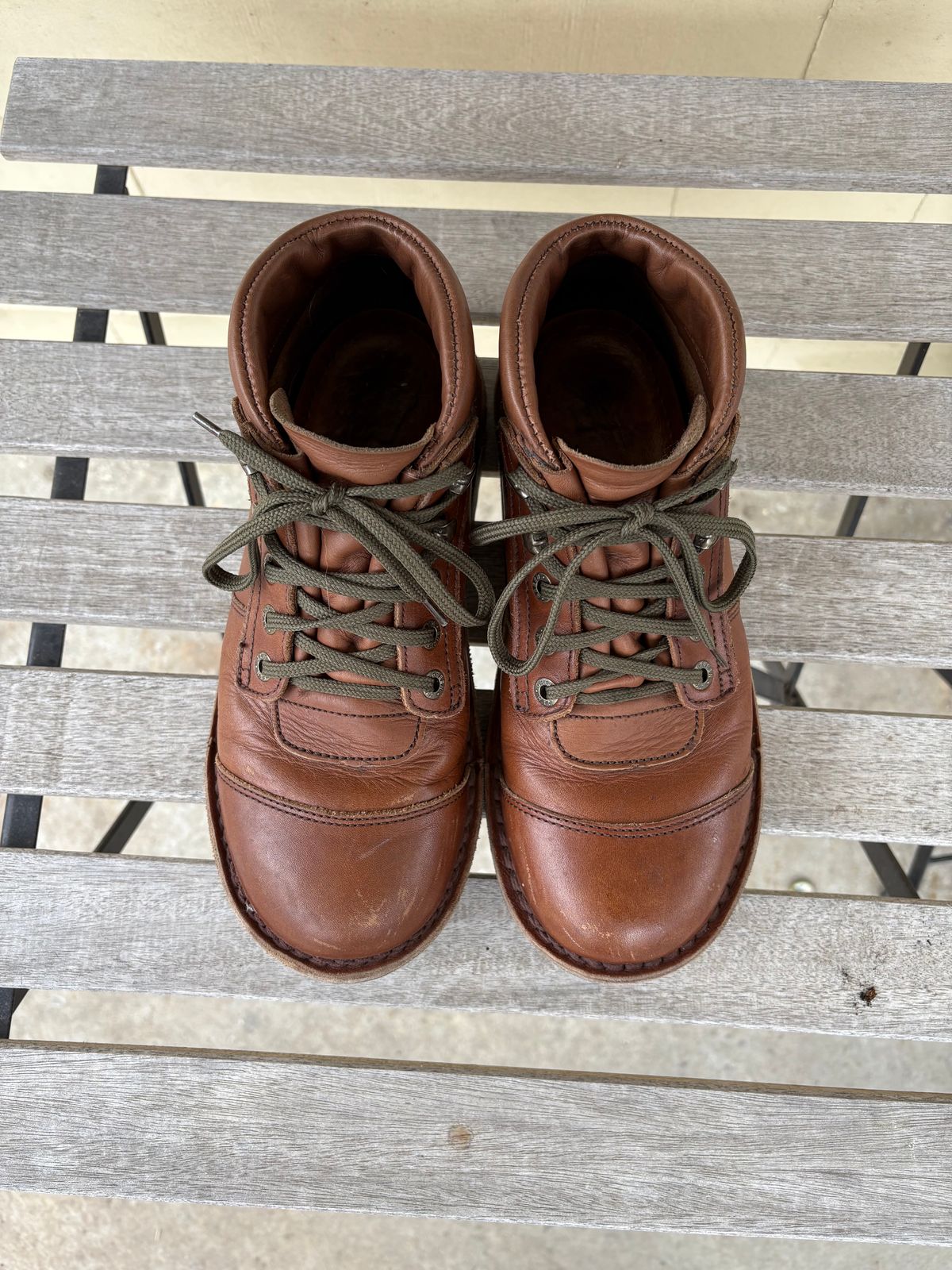 Photo by scottyp93 on December 5, 2025 of the Jim Green African Ranger in Natural Veg Tan.