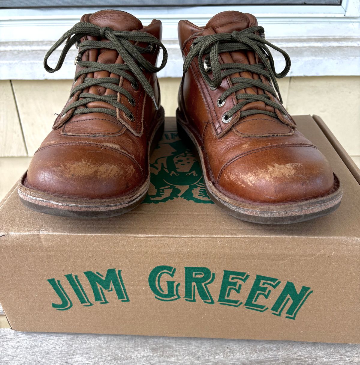 Photo by scottyp93 on April 2, 2026 of the Jim Green African Ranger in Natural Veg Tan.