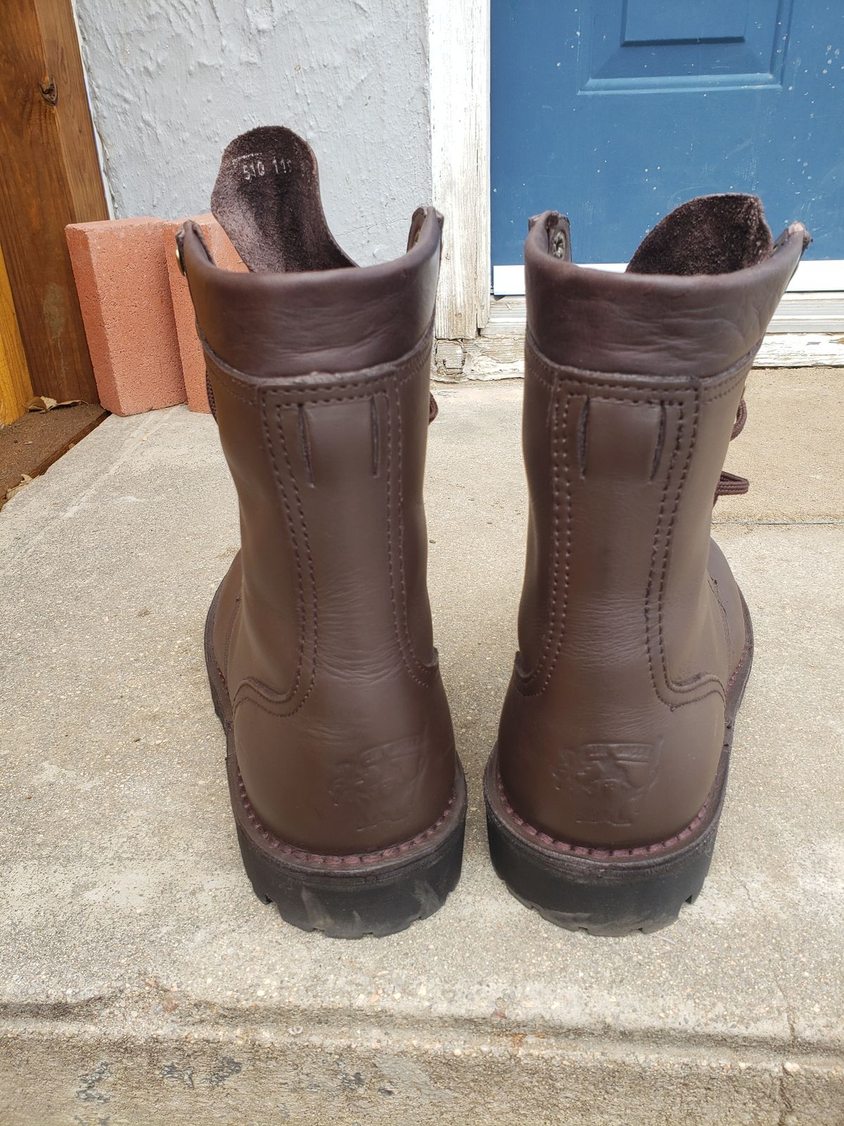 Photo by ThiccBilly on February 12, 2026 of the Jim Green AR8 in Brown Full Grain.