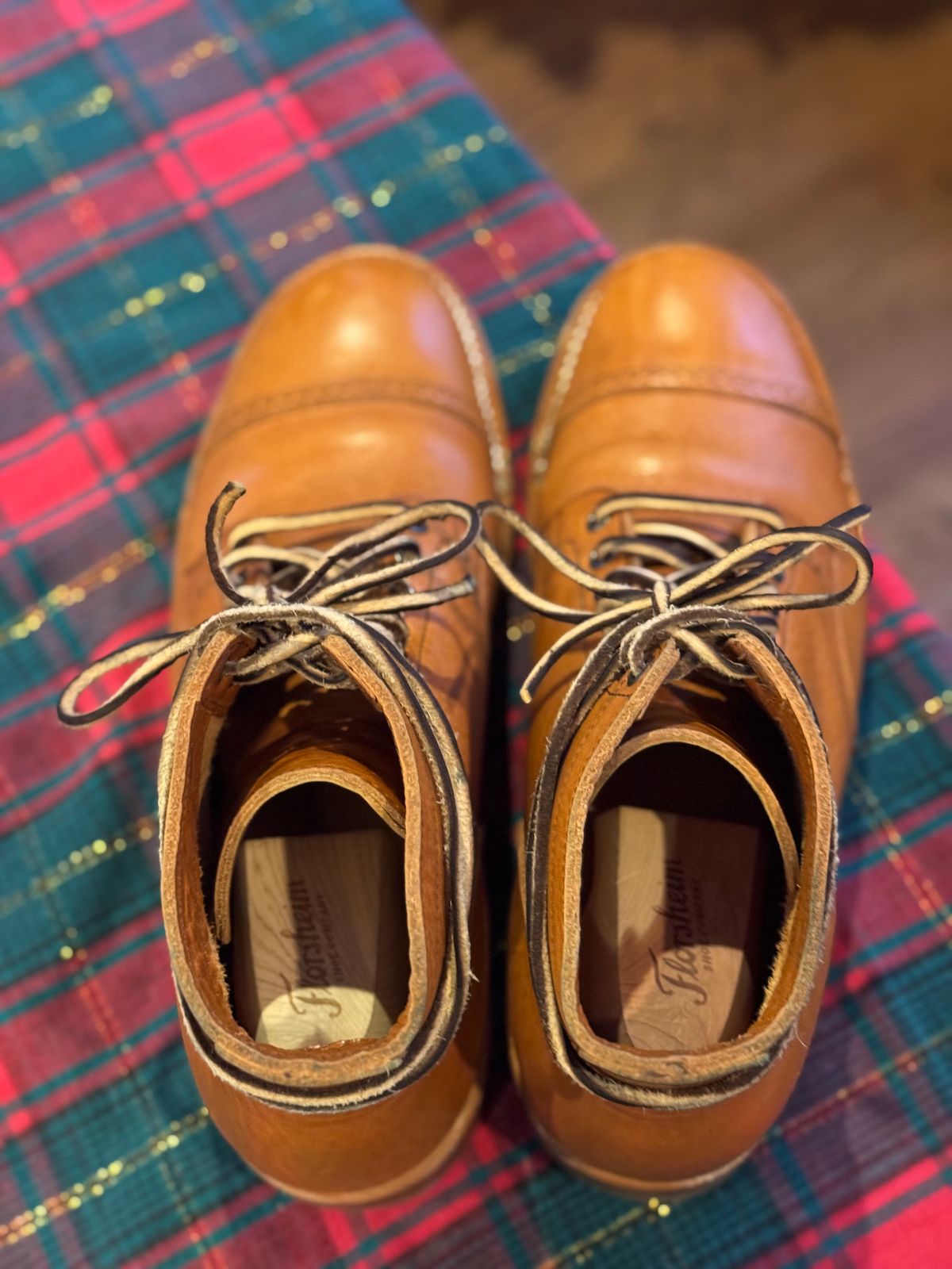 Photo by dmtr on December 31, 2025 of the Viberg Service Boot BCT in Tochigi Natural Cowhide.