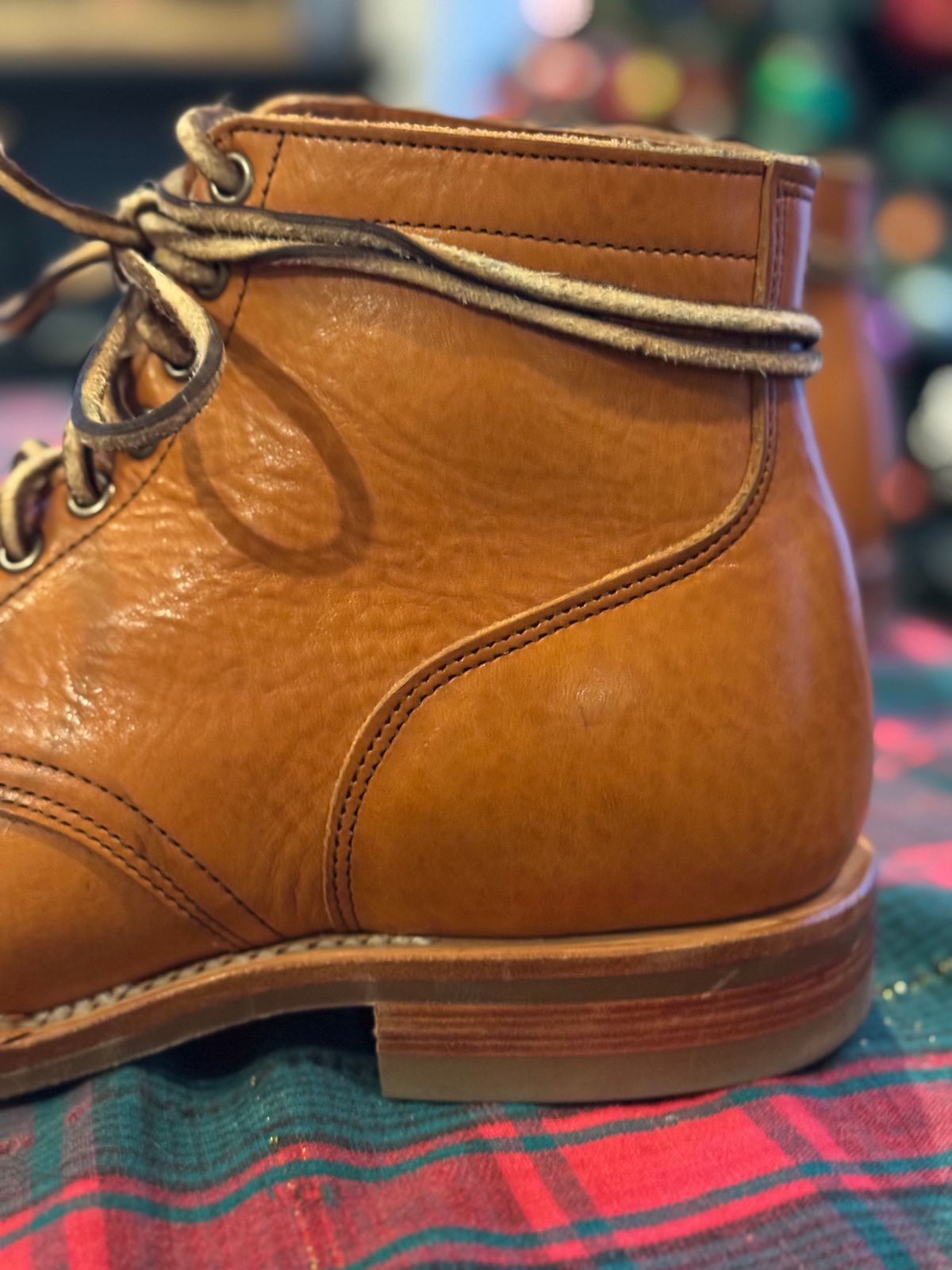 Photo by dmtr on December 31, 2025 of the Viberg Service Boot BCT in Tochigi Natural Cowhide.