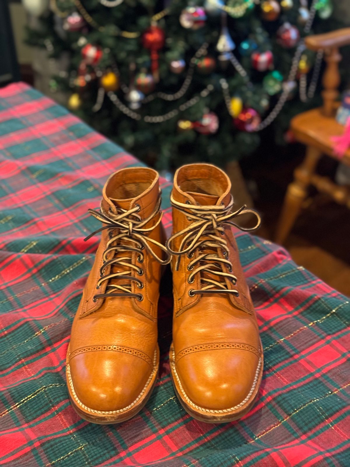 Photo by dmtr on December 31, 2025 of the Viberg Service Boot BCT in Tochigi Natural Cowhide.