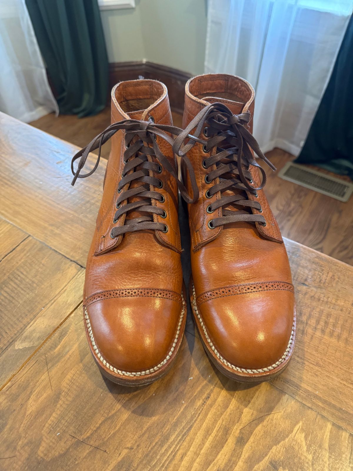 Photo by dmtr on March 8, 2026 of the Viberg Service Boot BCT in Tochigi Natural Cowhide.