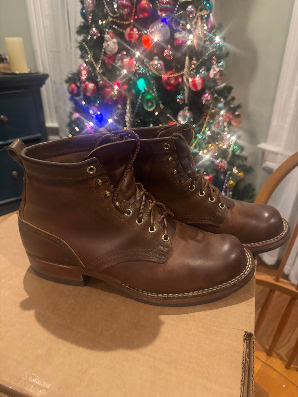 Photo by dmtr on December 8, 2025 of the Nicks Robert in Horween Orange Predator.