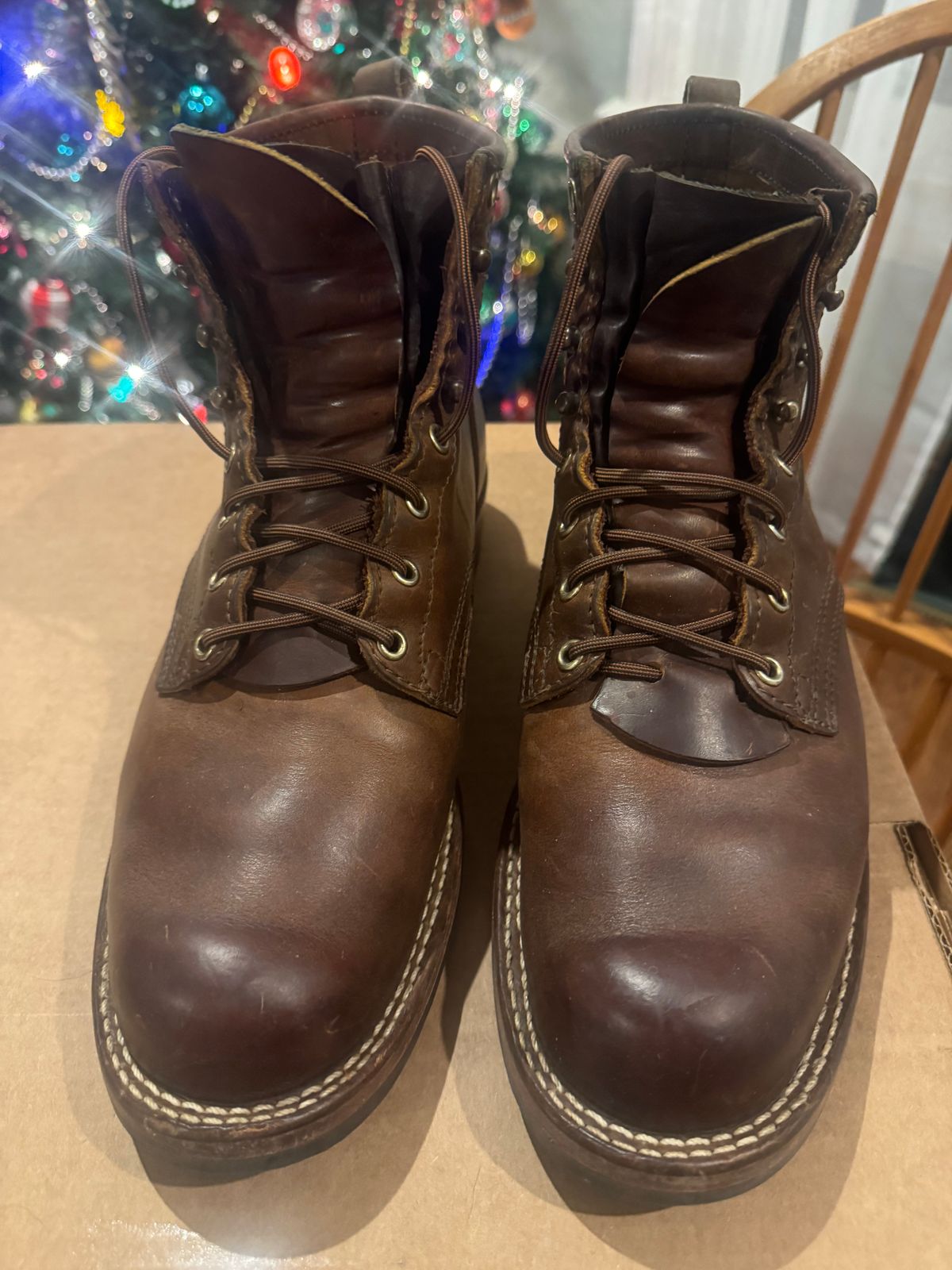 Photo by dmtr on December 8, 2025 of the Nicks Robert in Horween Orange Predator.