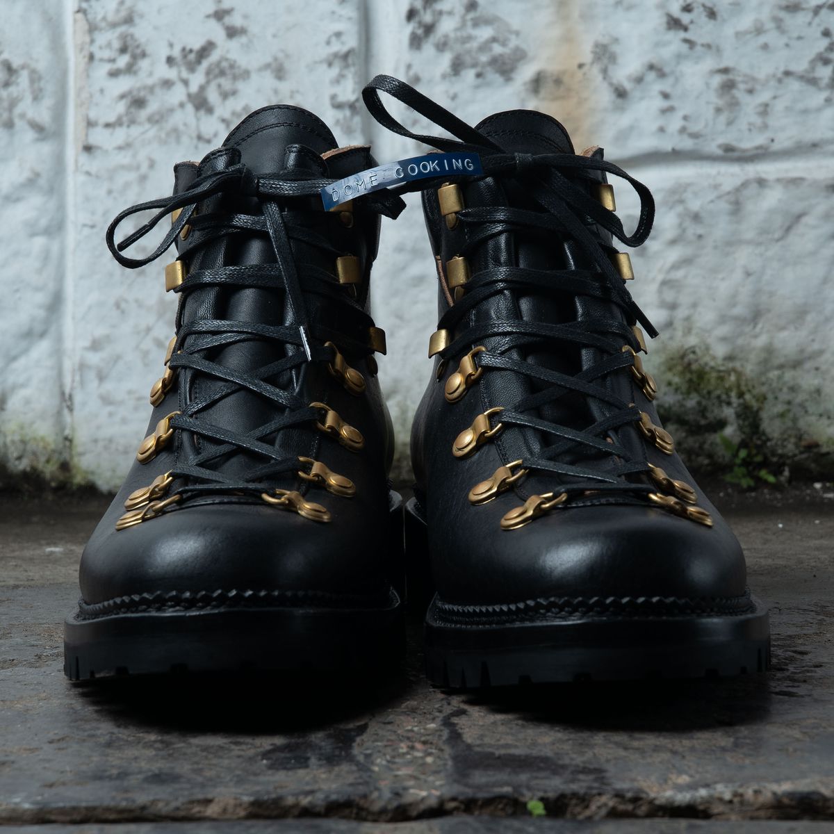 Photo by iqbal.ibos on November 1, 2025 of the Sagara Trailmaster in Arborwax Blackrust.