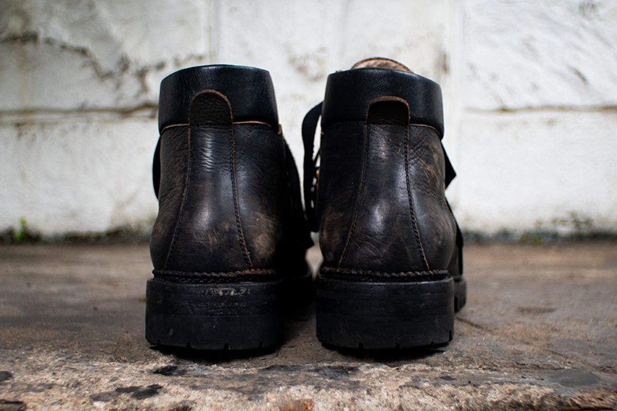 Photo by iqbal.ibos on February 5, 2026 of the Sagara Trailmaster in Arborwax Blackrust.