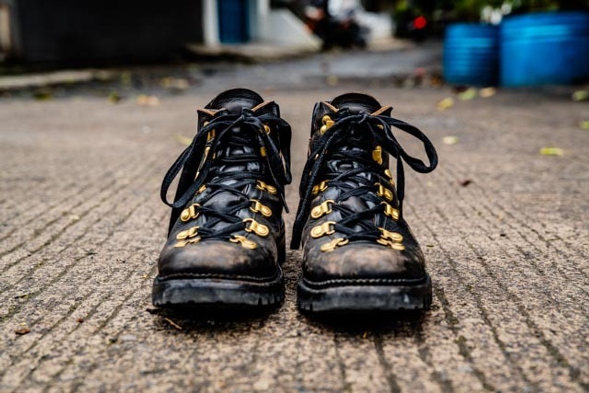 Photo by iqbal.ibos on March 4, 2026 of the Sagara Trailmaster in Arborwax Blackrust.