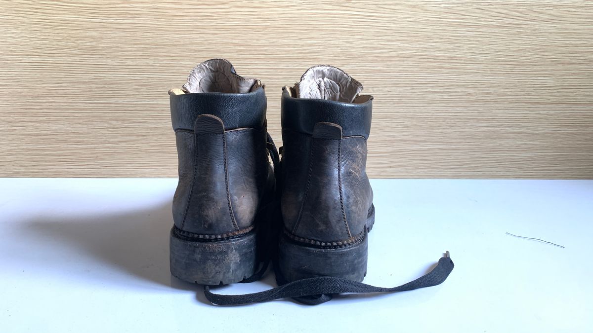 Photo by iqbal.ibos on April 6, 2026 of the Sagara Trailmaster in Arborwax Blackrust.