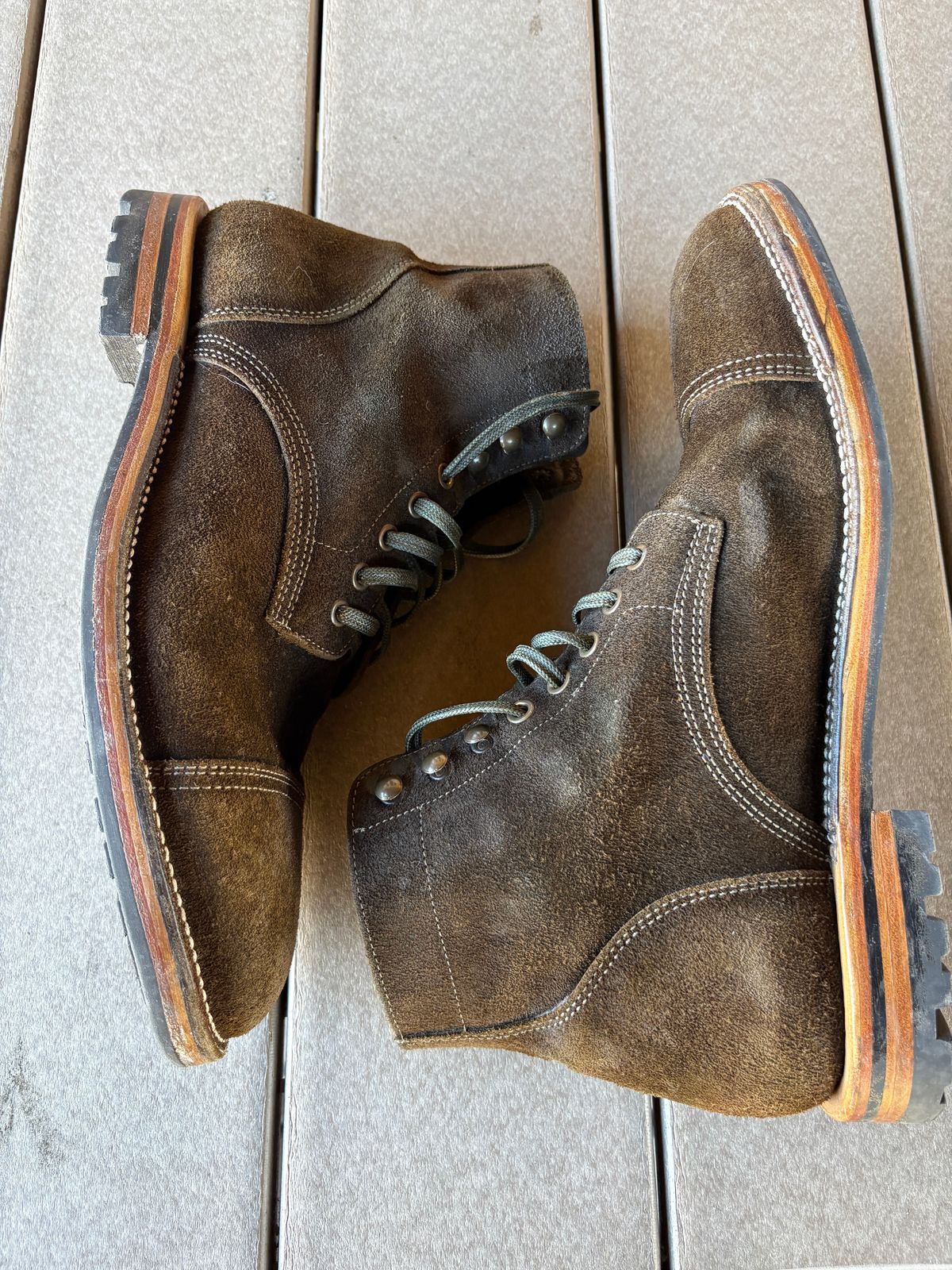 Photo by kablamb11 on March 1, 2026 of the Parkhurst The Richmond in C.F Stead Dark Olive Waxed Roughout.