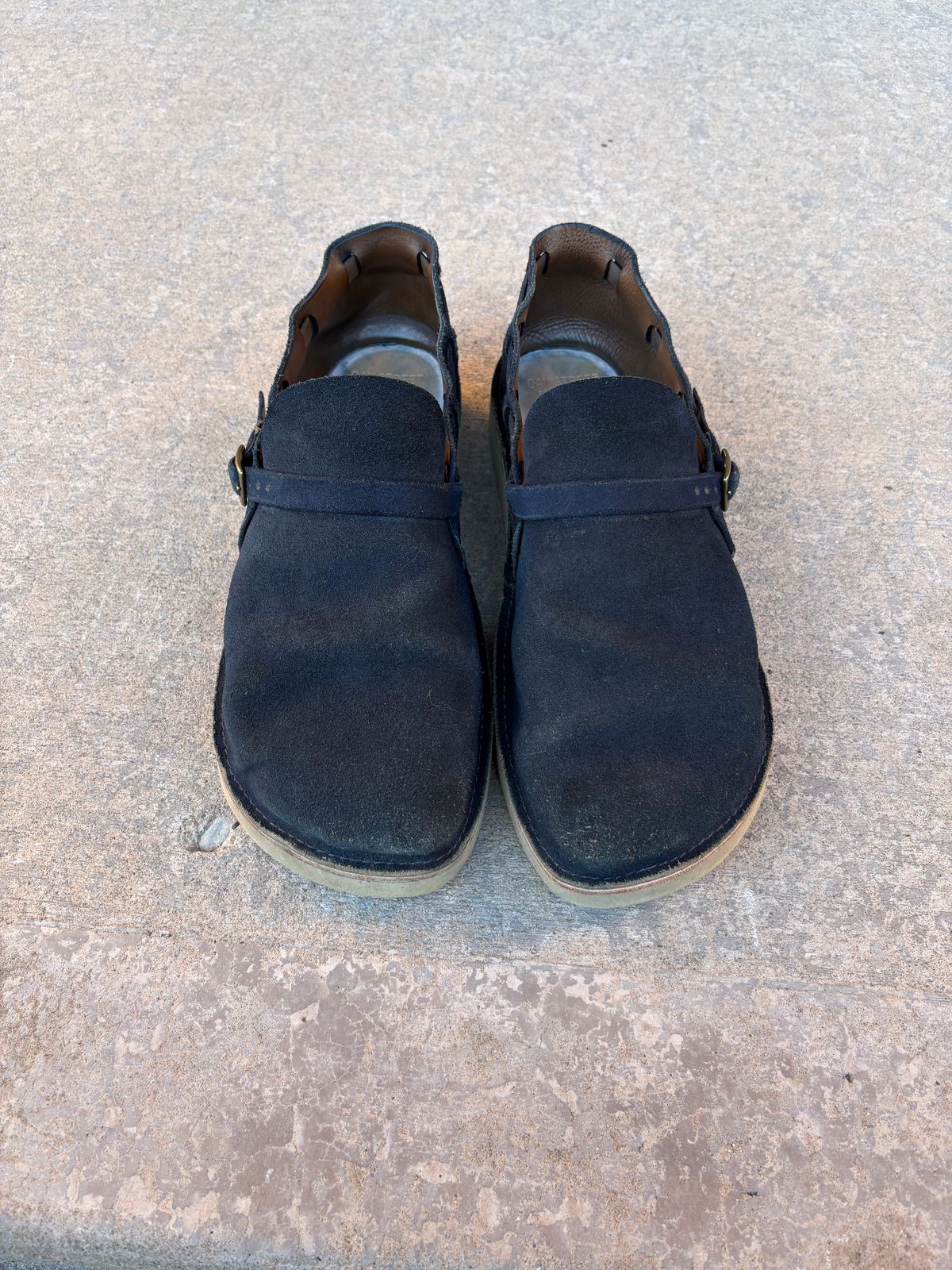Photo by kablamb11 on October 1, 2025 of the Oak Street Bootmakers Country Loafer in Horween Natural Indigo Chromexcel Roughout.