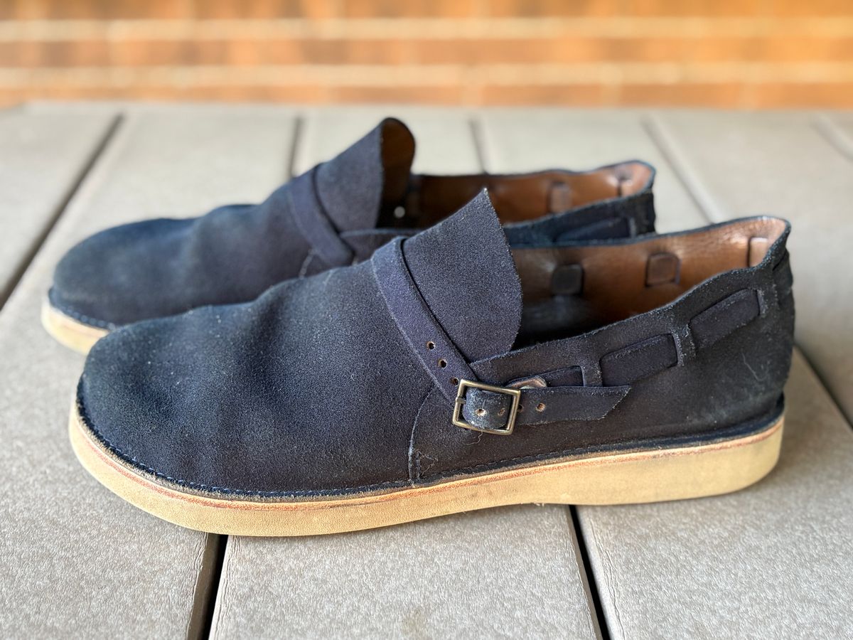 Photo by kablamb11 on October 2, 2025 of the Oak Street Bootmakers Country Loafer in Horween Natural Indigo Chromexcel Roughout.