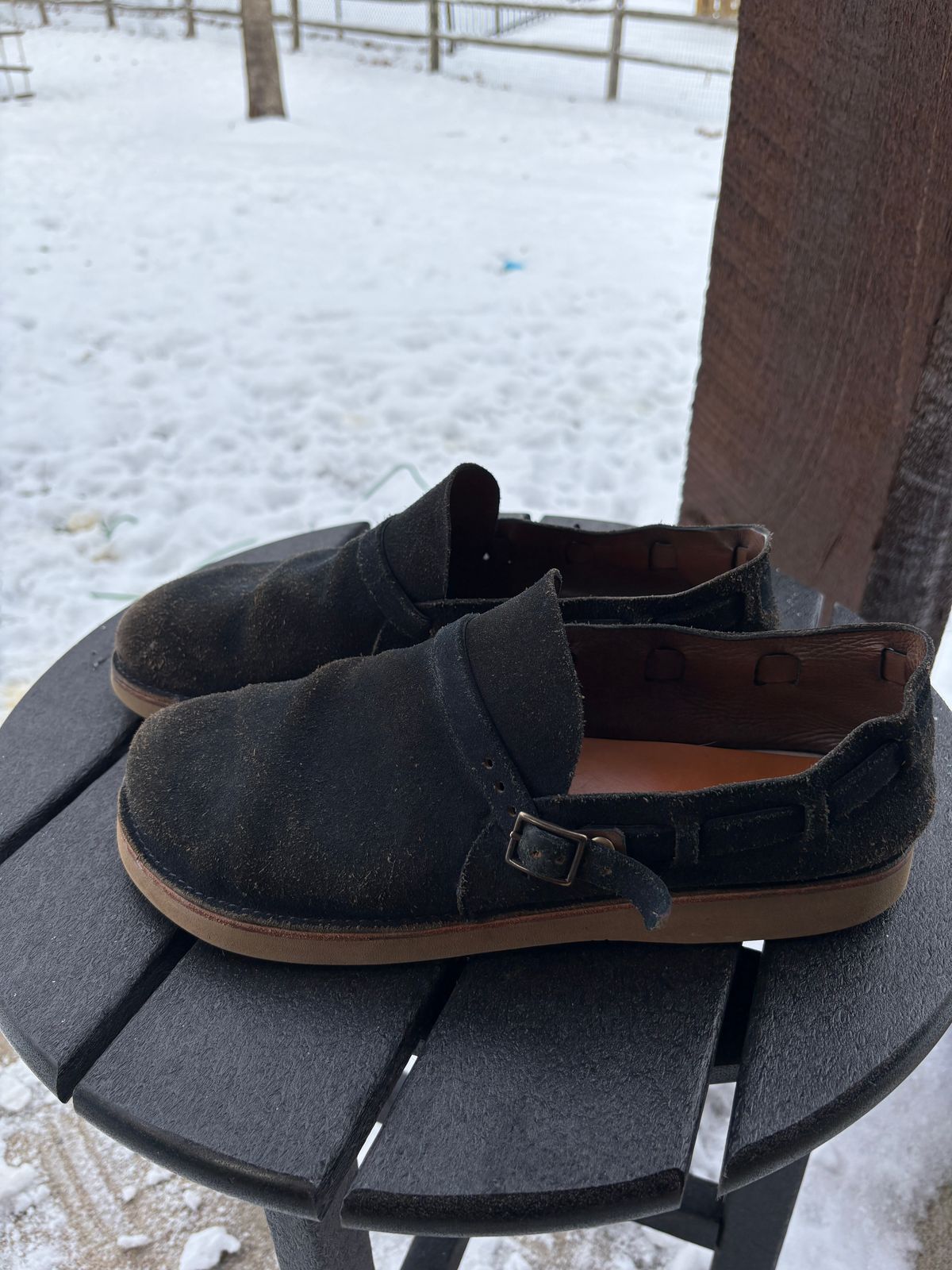 Photo by kablamb11 on January 5, 2026 of the Oak Street Bootmakers Country Loafer in Horween Natural Indigo Chromexcel Roughout.