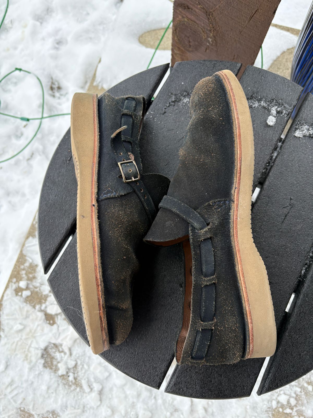 Photo by kablamb11 on January 5, 2026 of the Oak Street Bootmakers Country Loafer in Horween Natural Indigo Chromexcel Roughout.