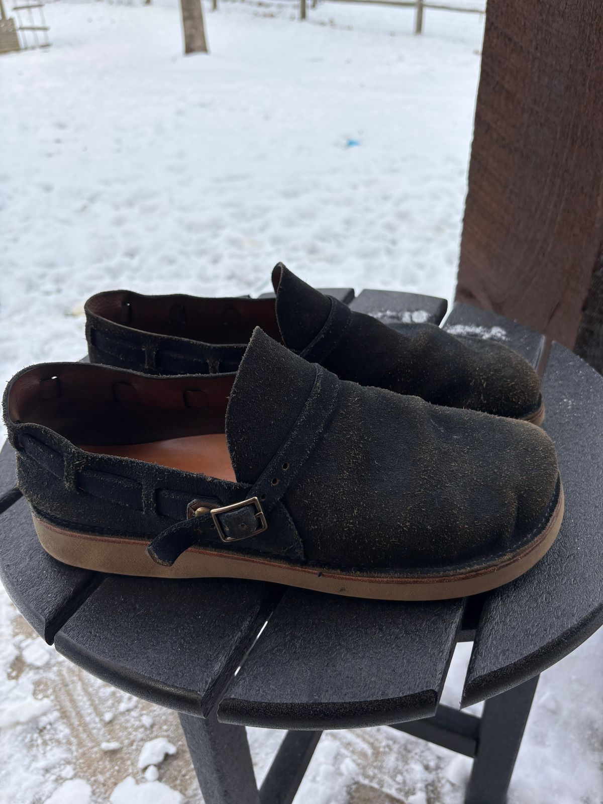 Photo by kablamb11 on January 5, 2026 of the Oak Street Bootmakers Country Loafer in Horween Natural Indigo Chromexcel Roughout.