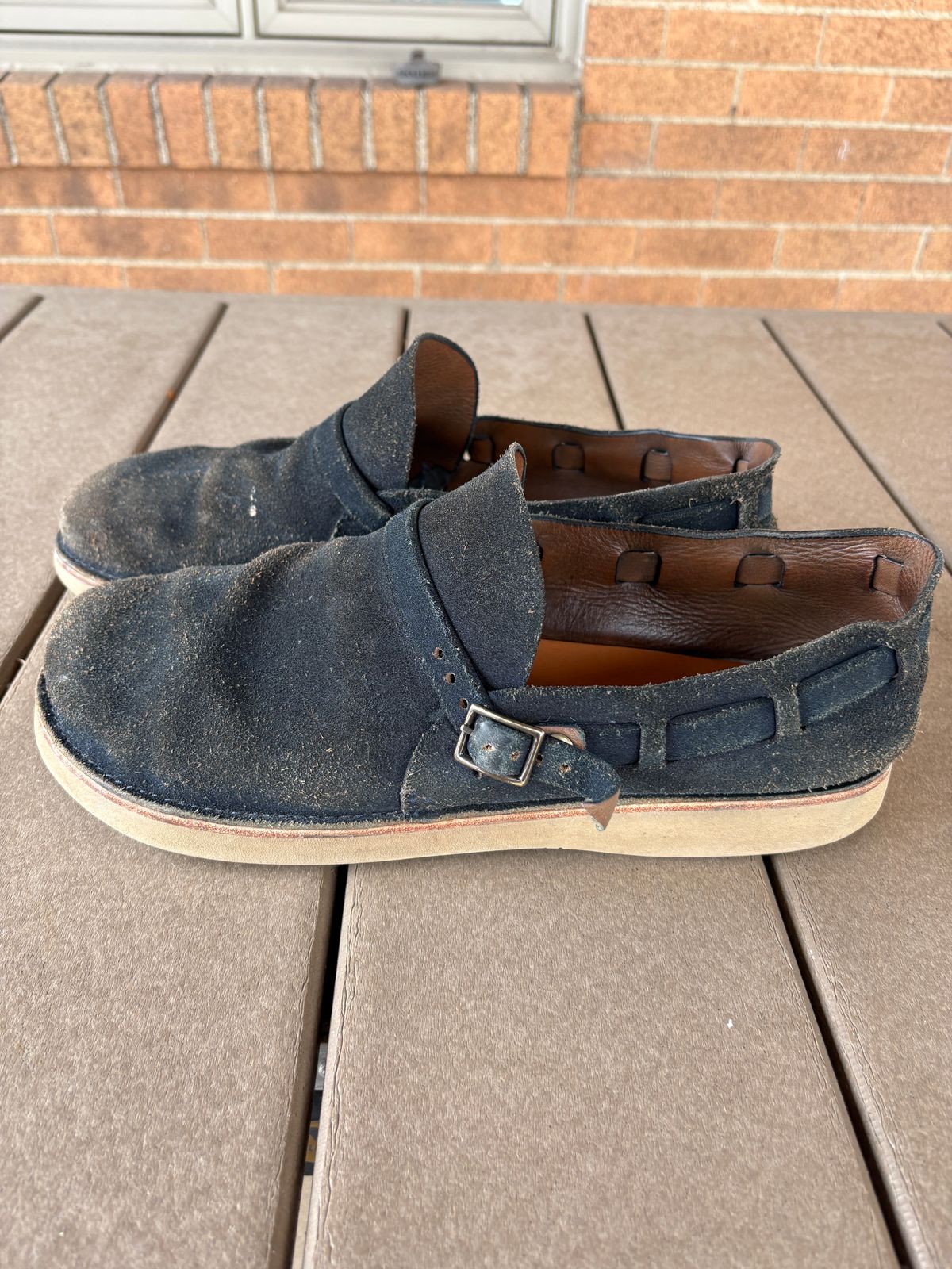 Photo by kablamb11 on February 3, 2026 of the Oak Street Bootmakers Country Loafer in Horween Natural Indigo Chromexcel Roughout.