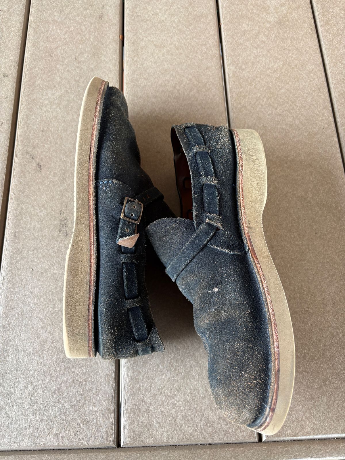 Photo by kablamb11 on February 3, 2026 of the Oak Street Bootmakers Country Loafer in Horween Natural Indigo Chromexcel Roughout.