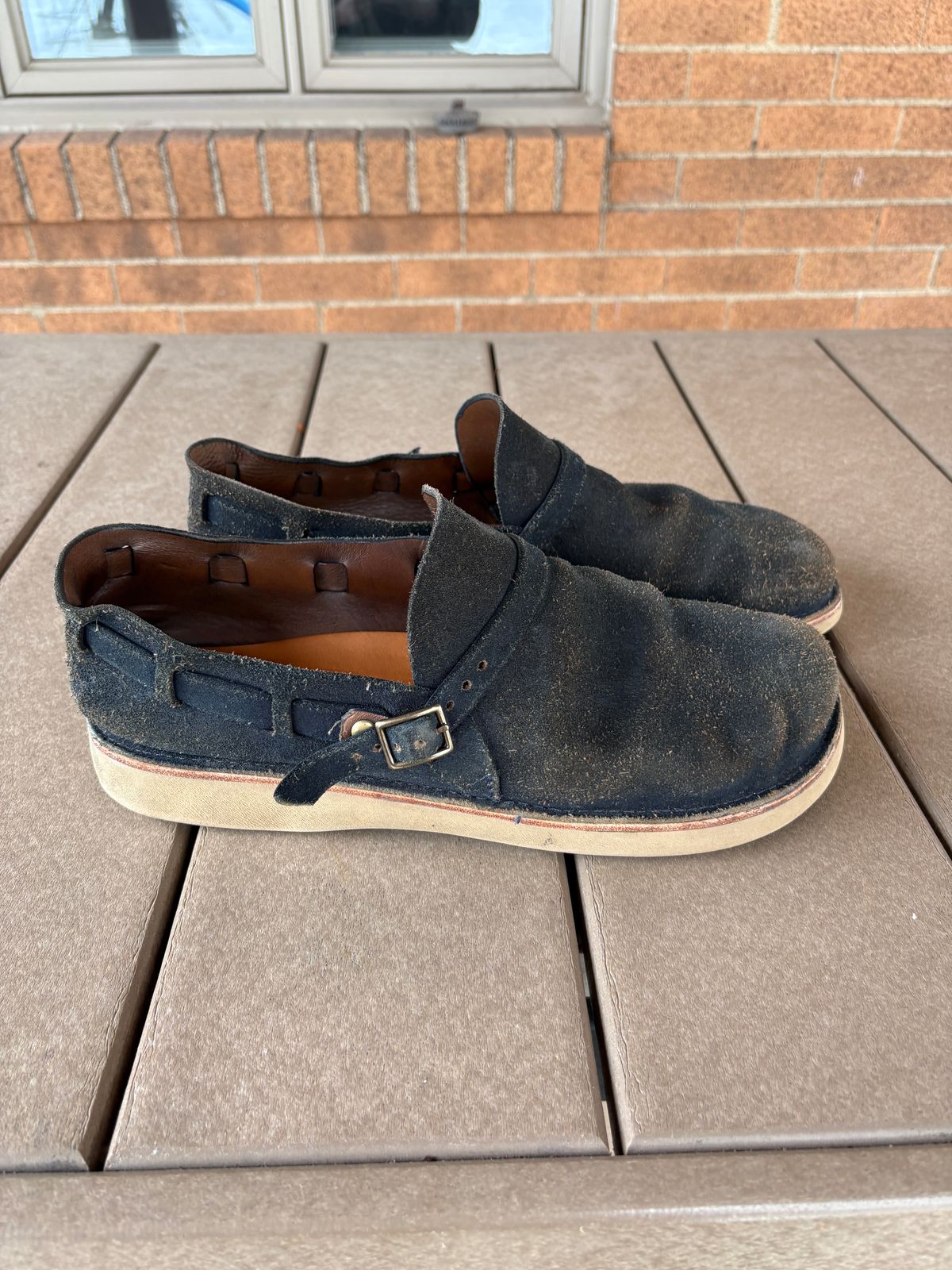 Photo by kablamb11 on February 3, 2026 of the Oak Street Bootmakers Country Loafer in Horween Natural Indigo Chromexcel Roughout.