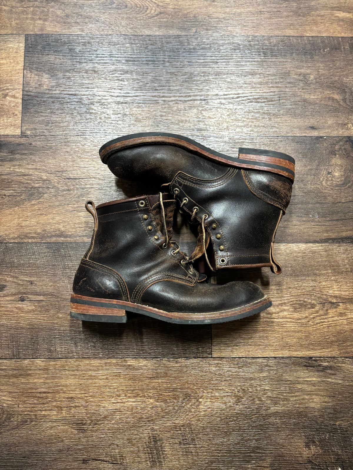 Photo by buddy1997 on January 7, 2026 of the Nicks Falcon in Horween Brown Waxed Flesh.