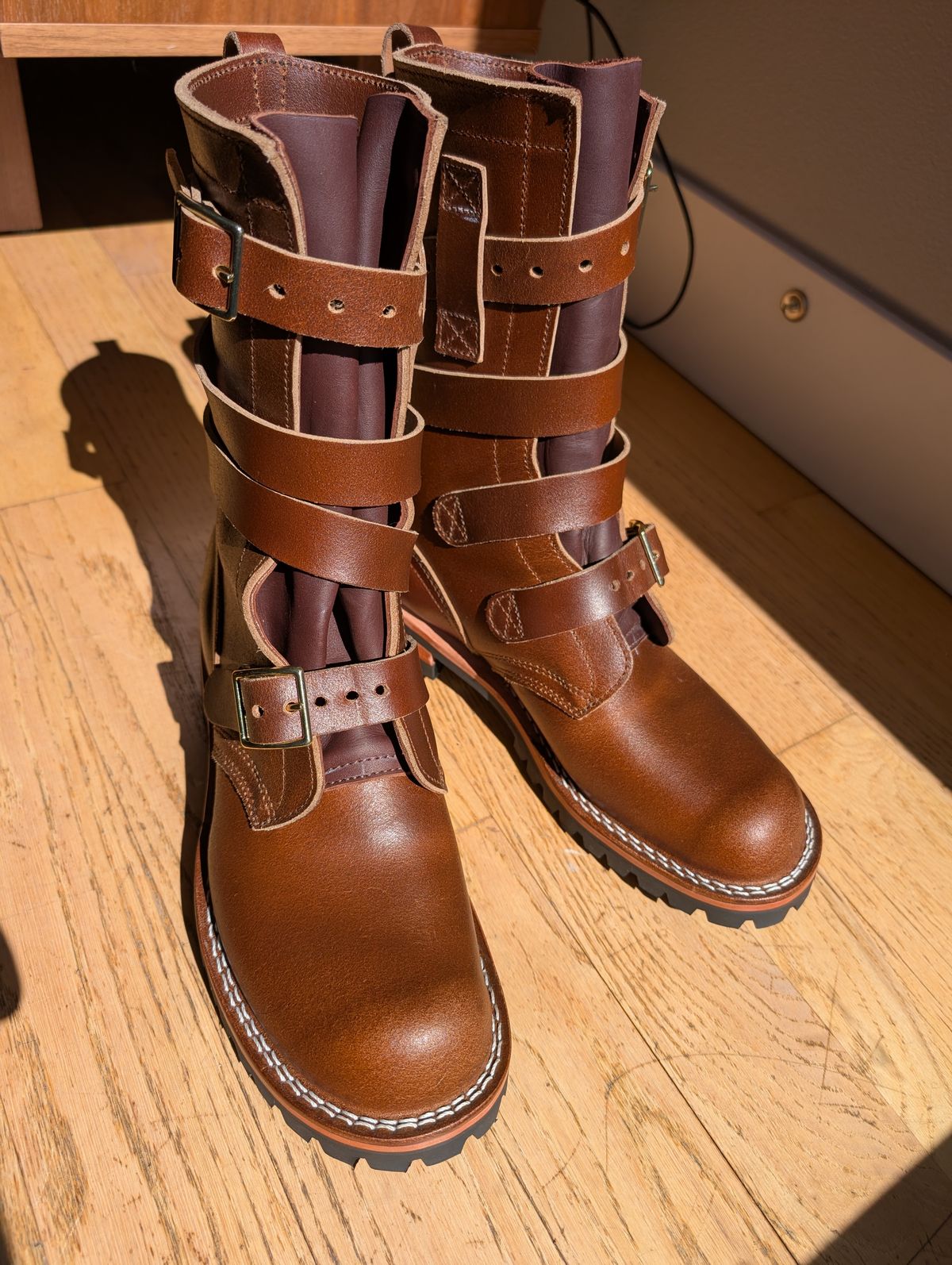 Photo by alkemest on September 13, 2025 of the Nicks TankerPro in Ember Waxed Flesh.