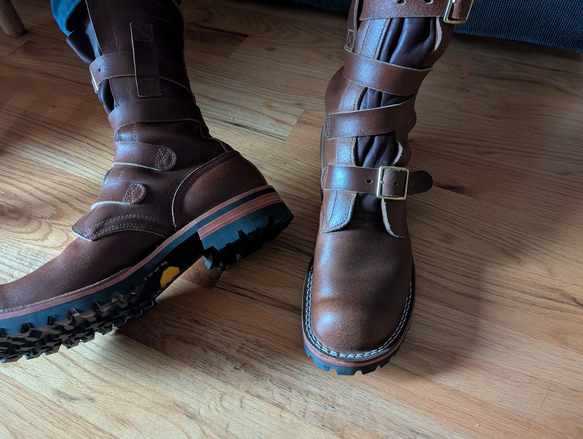 Photo by alkemest on September 21, 2025 of the Nicks TankerPro in Ember Waxed Flesh.