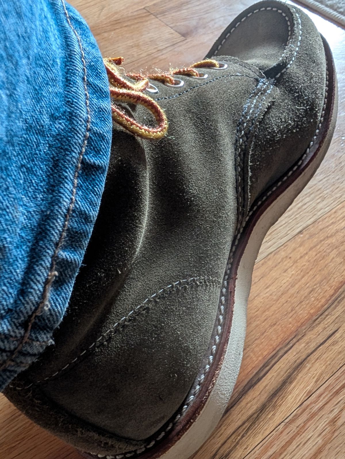 Photo by alkemest on January 14, 2026 of the Red Wing 8857 in Red Wing / S.B. Foot Loden Abilene Green Roughout.