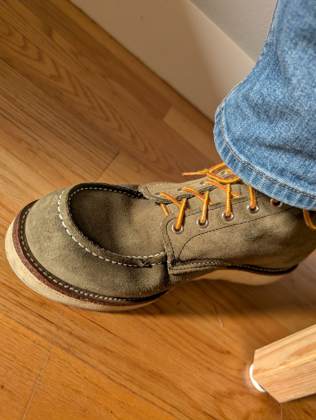 Photo by alkemest on January 14, 2026 of the Red Wing 8857 in Red Wing / S.B. Foot Loden Abilene Green Roughout.