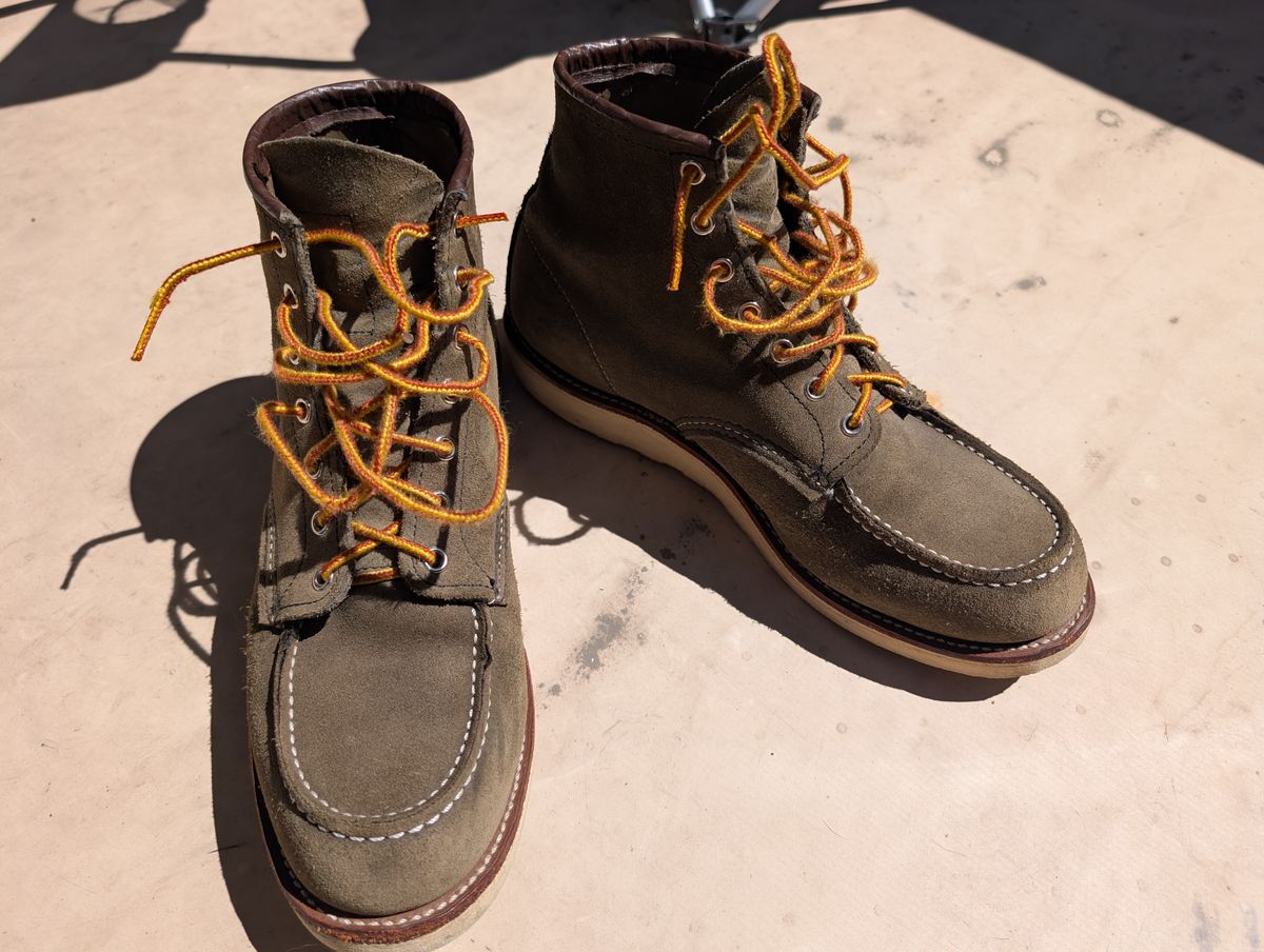 Photo by alkemest on June 17, 2026 of the Red Wing 8857 in Red Wing / S.B. Foot Loden Abilene Green Roughout.