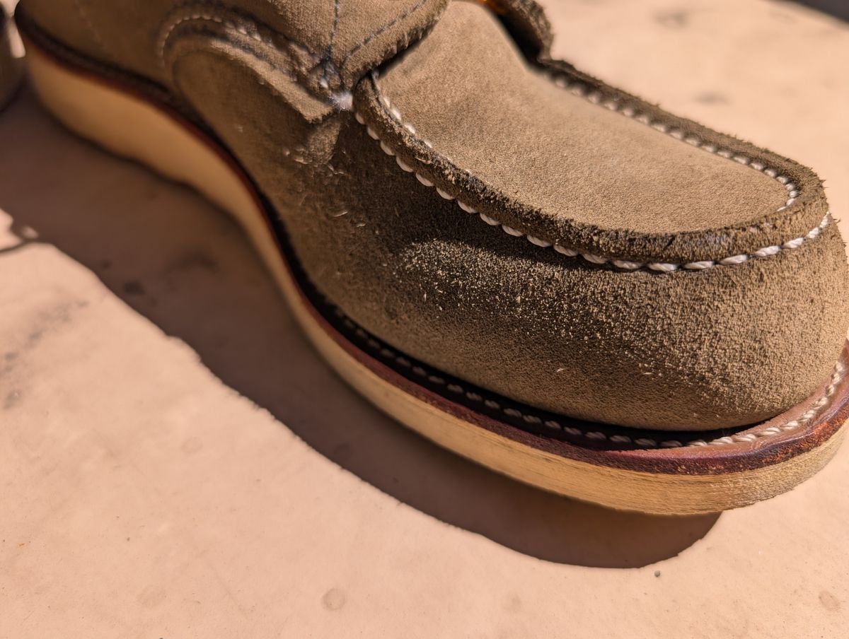 Photo by alkemest on June 17, 2026 of the Red Wing 8857 in Red Wing / S.B. Foot Loden Abilene Green Roughout.