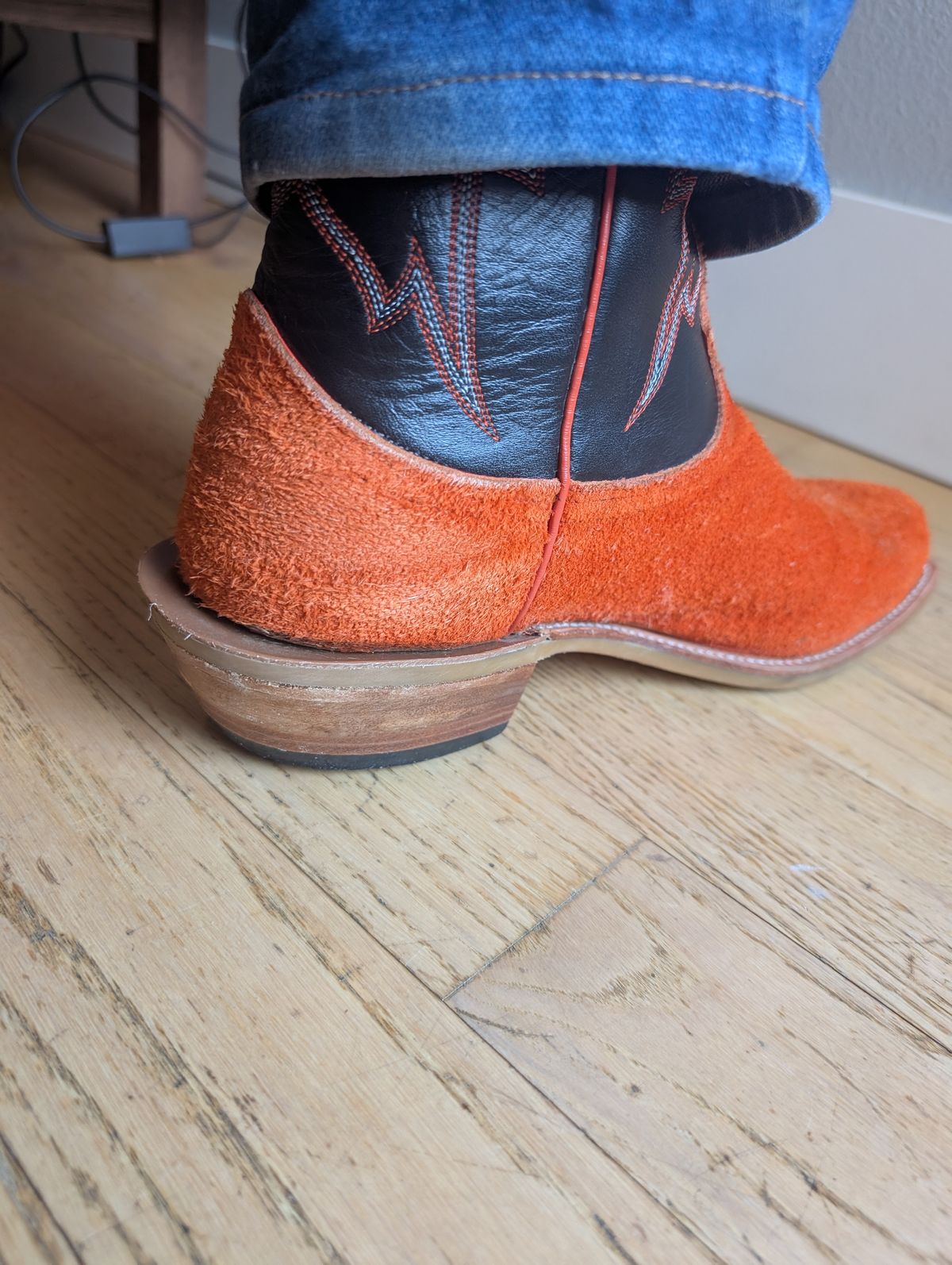 Photo by alkemest on September 22, 2025 of the Fenoglio Orange Roughout With Black Smooth Italian Uppers, Outpost Western Exclusive in Fenoglio Orange Roughout.