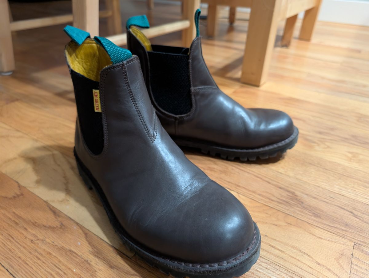 Photo by alkemest on September 19, 2025 of the Jim Green Stockman in Brown Full Grain.