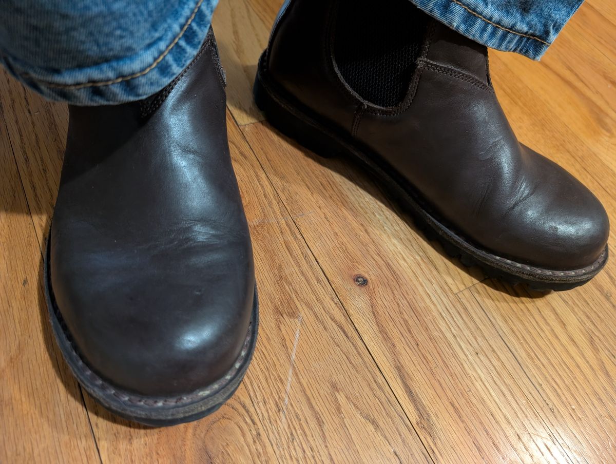 Photo by alkemest on December 4, 2025 of the Jim Green Stockman in Brown Full Grain.