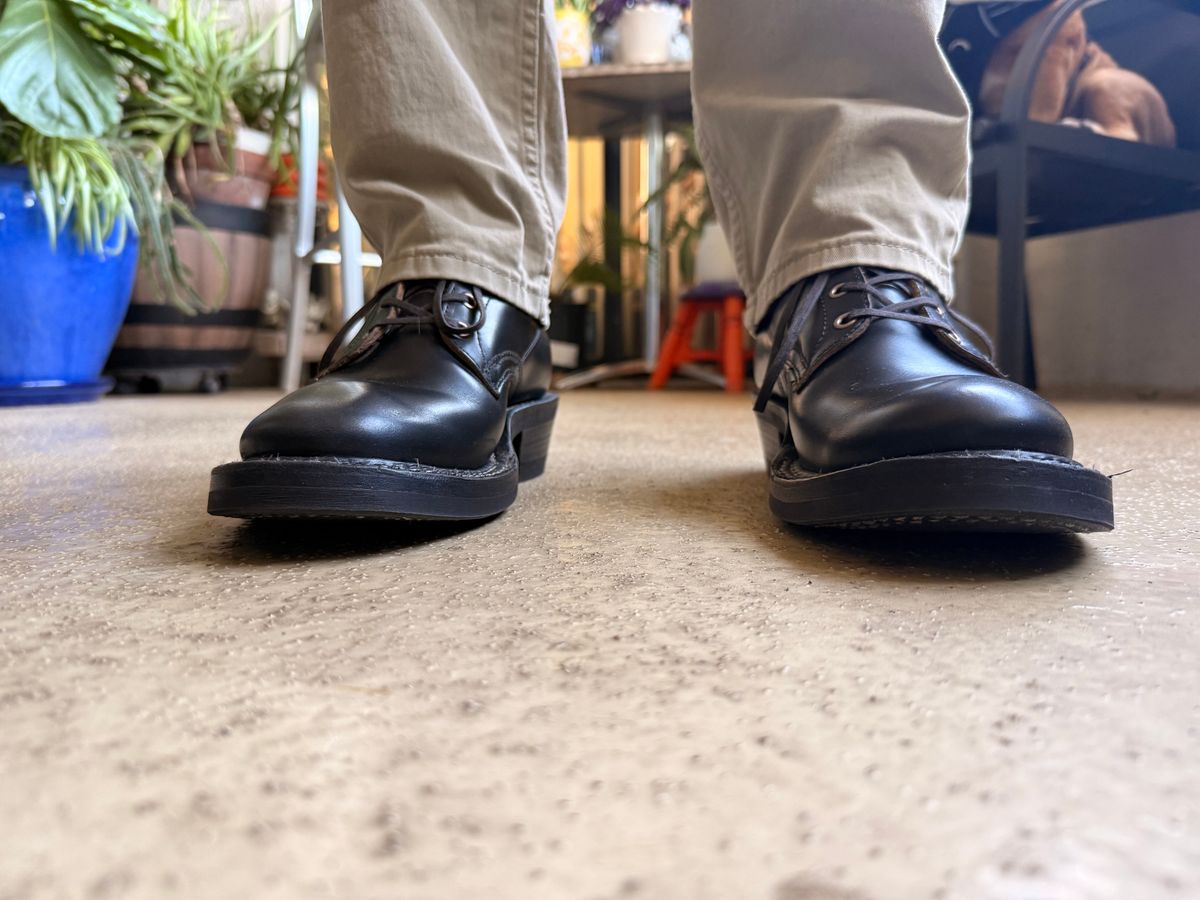 Photo by King_Stoic on February 24, 2026 of the White's Semi-Dress in Horween Black Chromexcel.