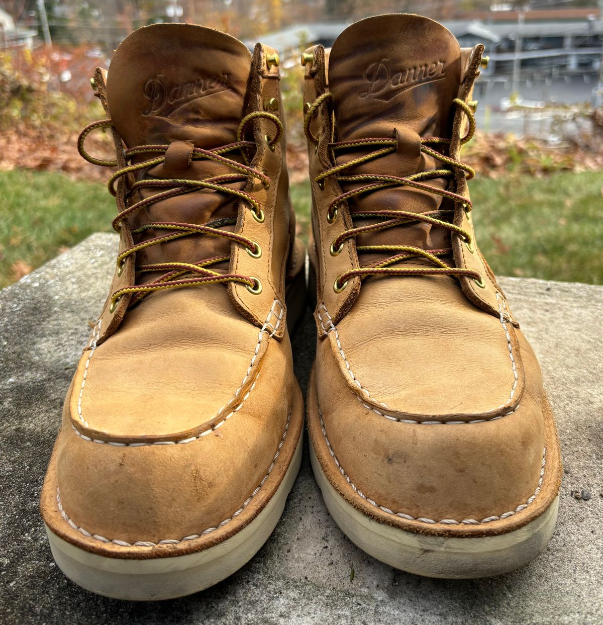Photo by cjdigs on November 5, 2024 of the Danner Bull Run Moc in Danner / Wheat.