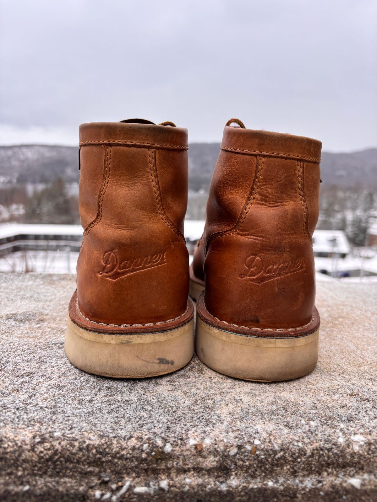 Photo by cjdigs on January 5, 2025 of the Danner Bull Run Moc in Danner / Wheat.