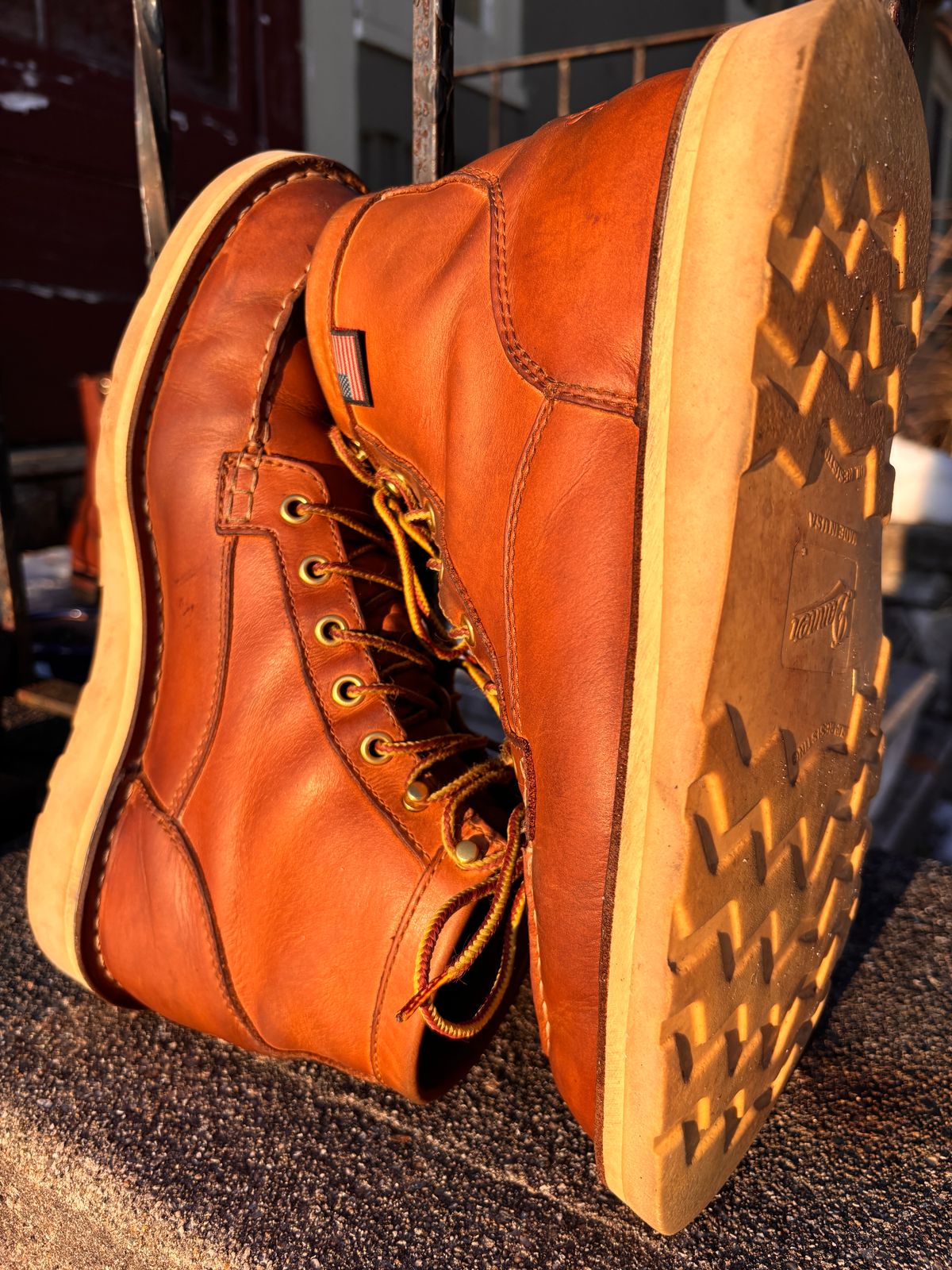 Photo by cjdigs on March 2, 2025 of the Danner Bull Run Moc in Danner / Wheat.