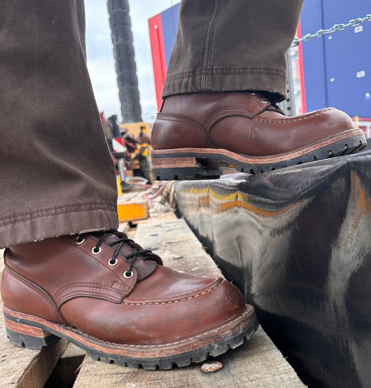 Photo by cjdigs on December 4, 2024 of the Nicks Builder Pro Moc Toe Steel Toe in Seidel 1964 Brown.