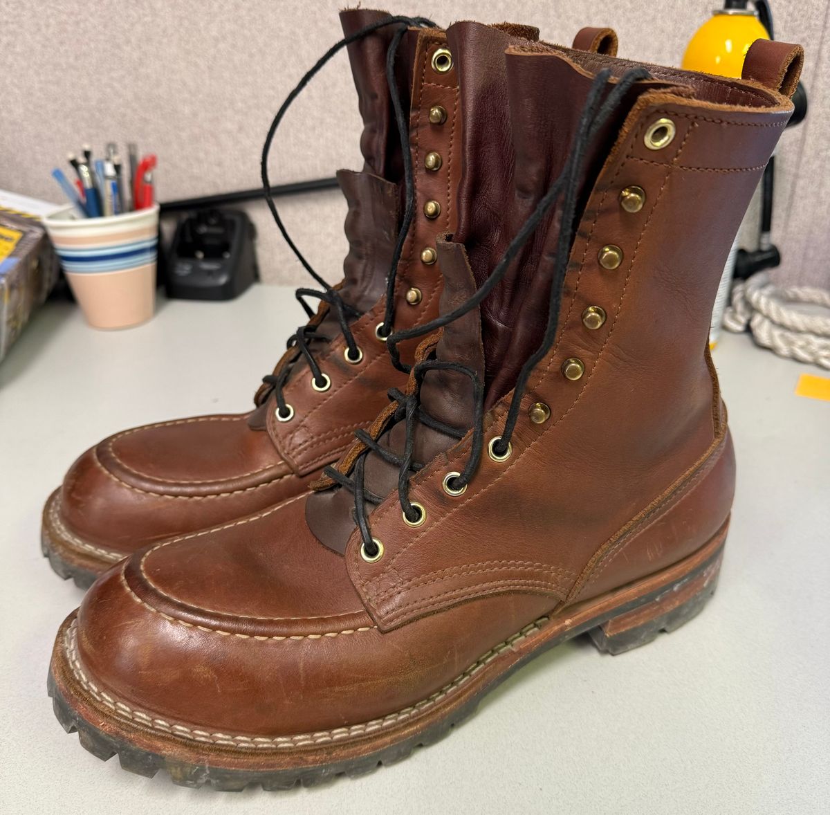 Photo by cjdigs on November 5, 2024 of the Nicks Builder Pro Moc Toe Steel Toe in Seidel 1964 Brown.