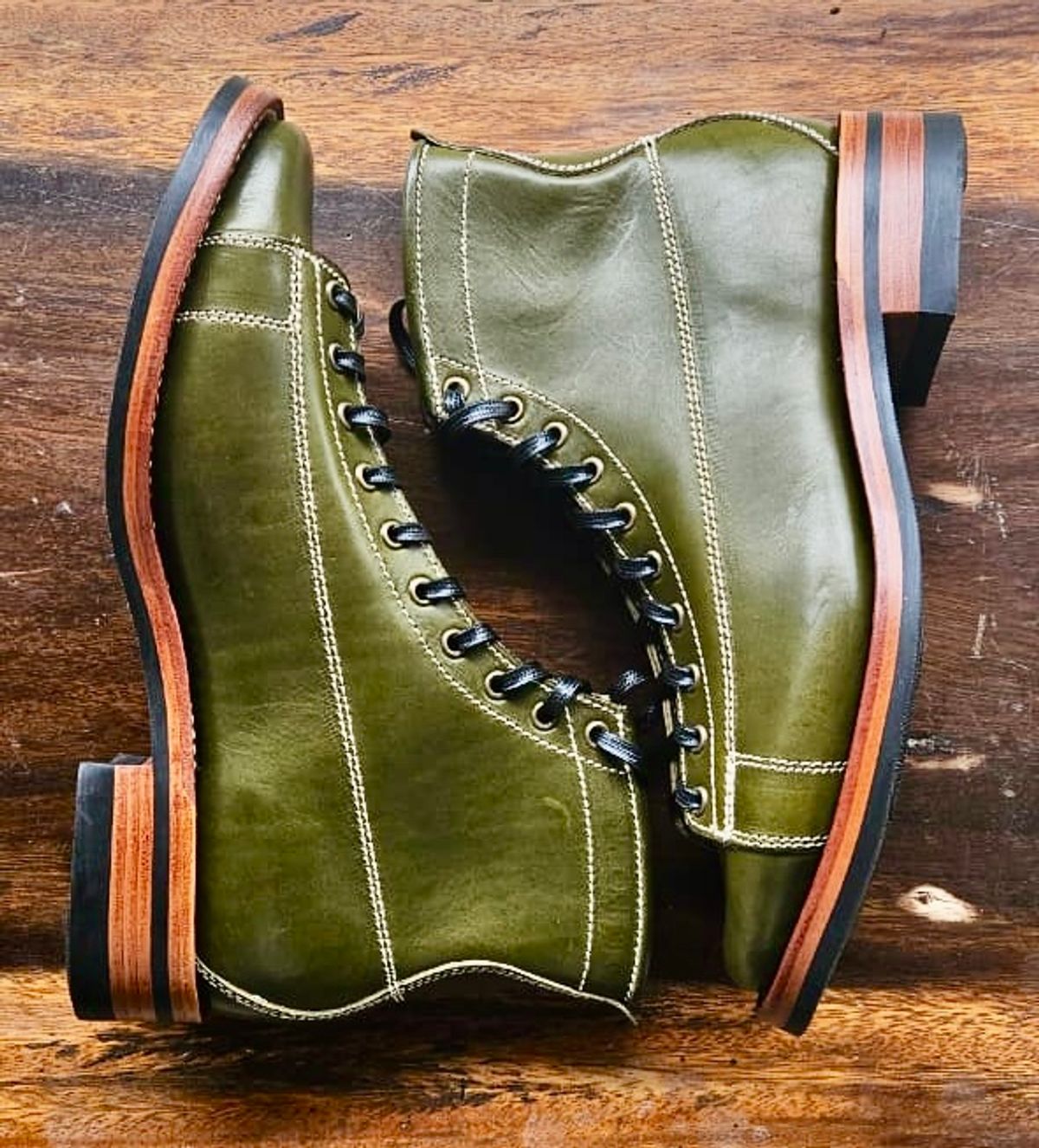 Photo by patinachroniclesDVO on October 3, 2025 of the Willie's Handmade Boots Pioneer Lace To Toe in Badalassi Carlo Oliva Minerva.
