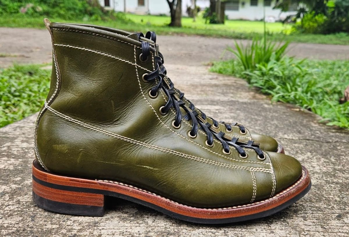 Photo by patinachroniclesDVO on November 1, 2025 of the Willie's Handmade Boots Pioneer Lace To Toe in Badalassi Carlo Oliva Minerva.