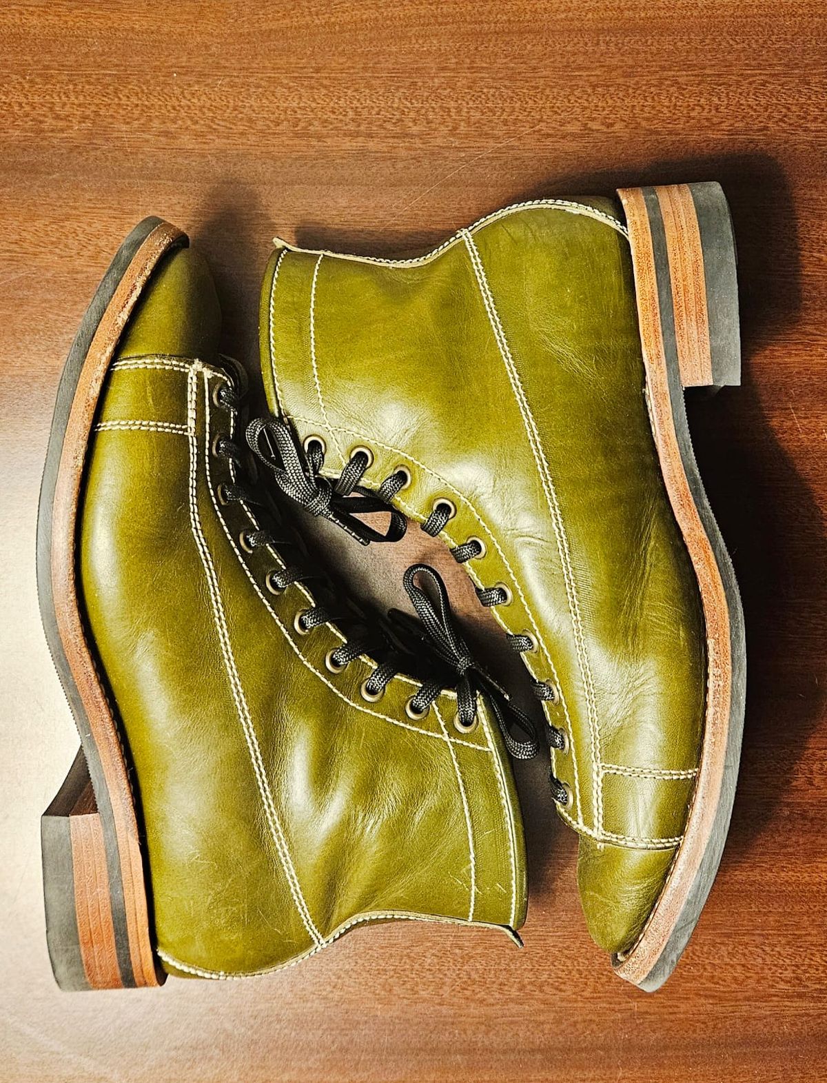 Photo by patinachroniclesDVO on December 4, 2025 of the Willie's Handmade Boots Pioneer Lace To Toe in Badalassi Carlo Oliva Minerva.