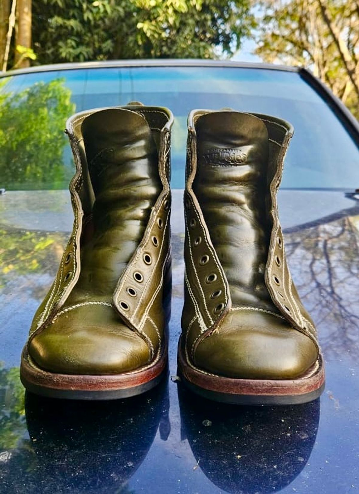 Photo by patinachroniclesDVO on February 2, 2026 of the Willie's Handmade Boots Pioneer Lace To Toe in Badalassi Carlo Oliva Minerva.