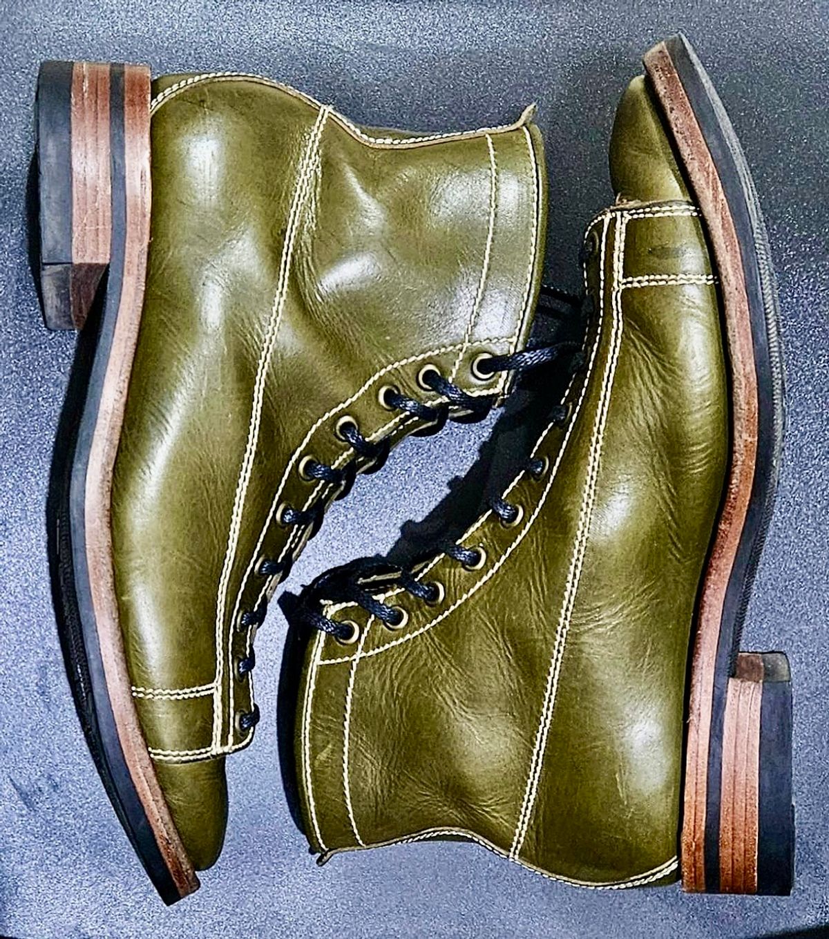 Photo by patinachroniclesDVO on February 2, 2026 of the Willie's Handmade Boots Pioneer Lace To Toe in Badalassi Carlo Oliva Minerva.