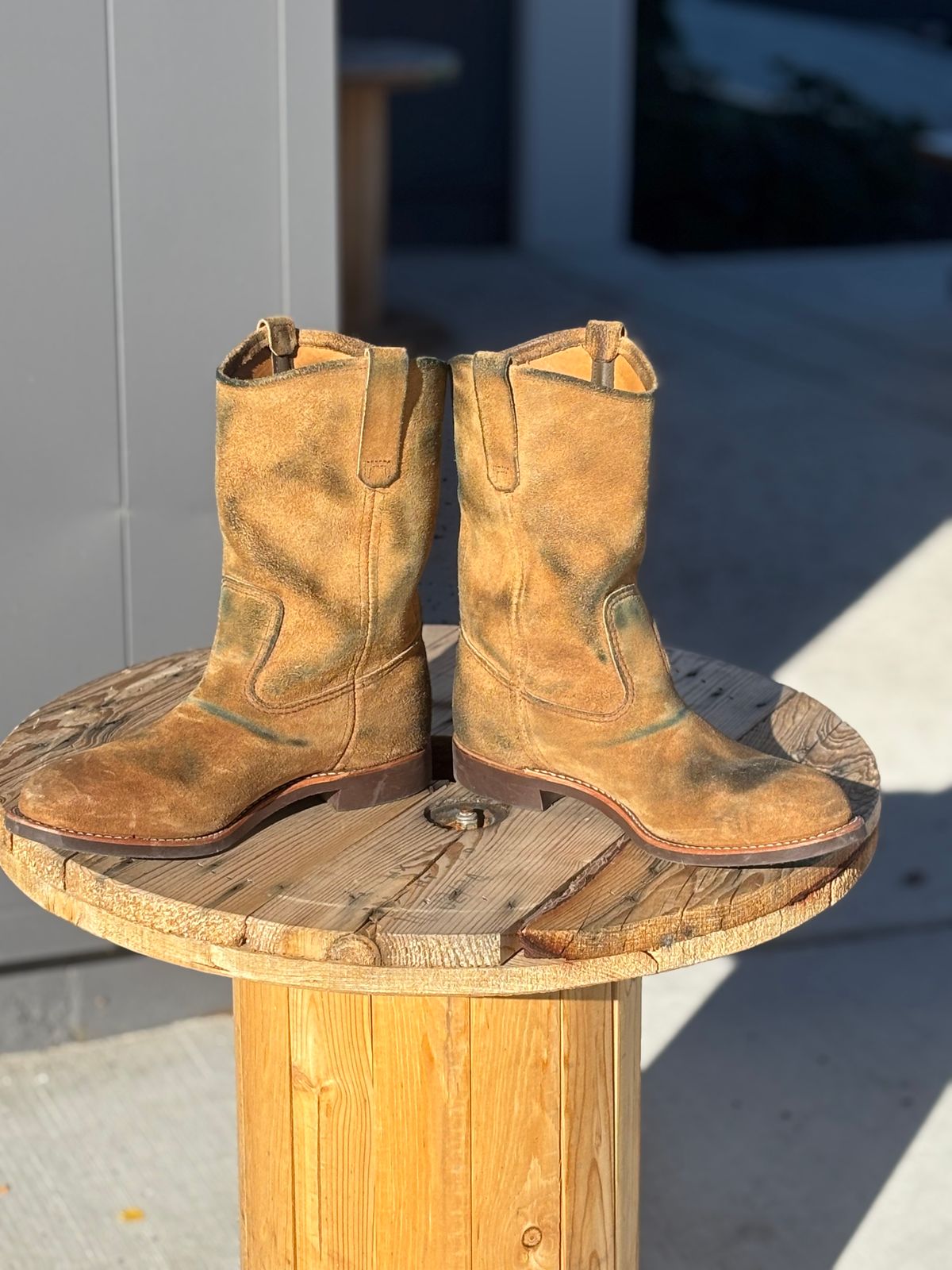 Photo by winters_8 on November 1, 2025 of the Red Wing Pecos in S.B. Foot Hawthorne Muleskinner.