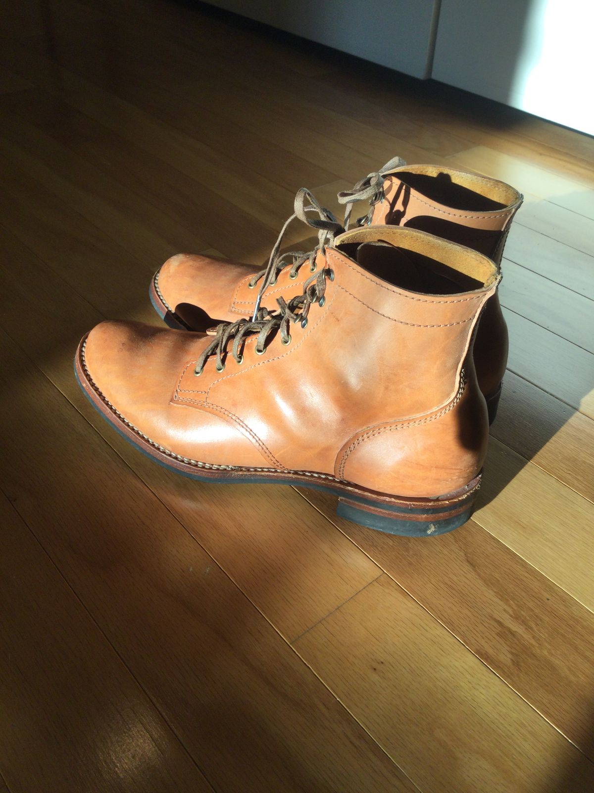 Photo by lastcsm on January 4, 2026 of the Oldspeed MFG Service Boot 6” in Horween Russet Horsehide Strips.